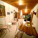 Casa Erceg Vincit Omnia スクラーディン