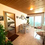 Konukevi Casa Erceg Vincit Omnia 3*