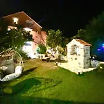 Casa Erceg Vincit Omnia ゲストハウス スクラーディン