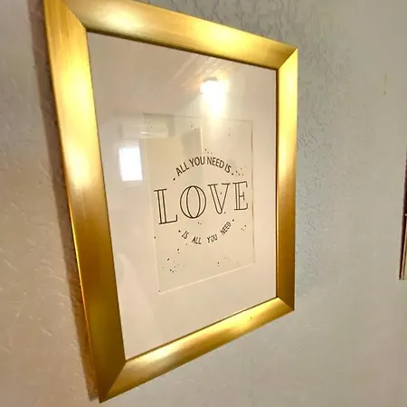 Casa Erceg Vincit Omnia