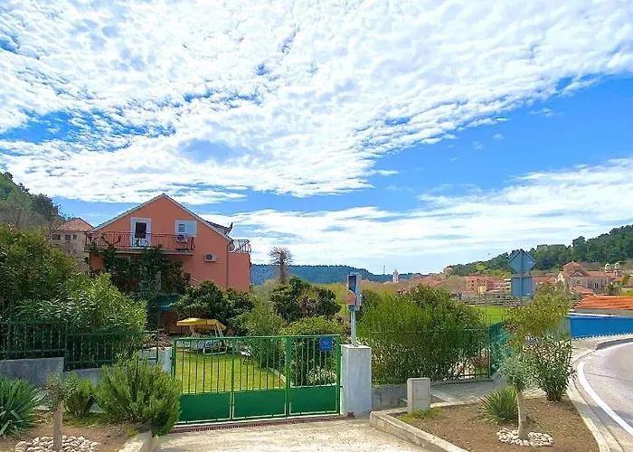 Guest house Casa Erceg Amor Vincit Omnia 3*