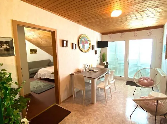 Vendégház Casa Erceg Vincit Omnia 3*