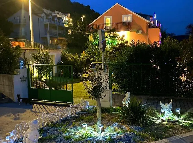 Casa Erceg Amor Vincit Omnia Skradin